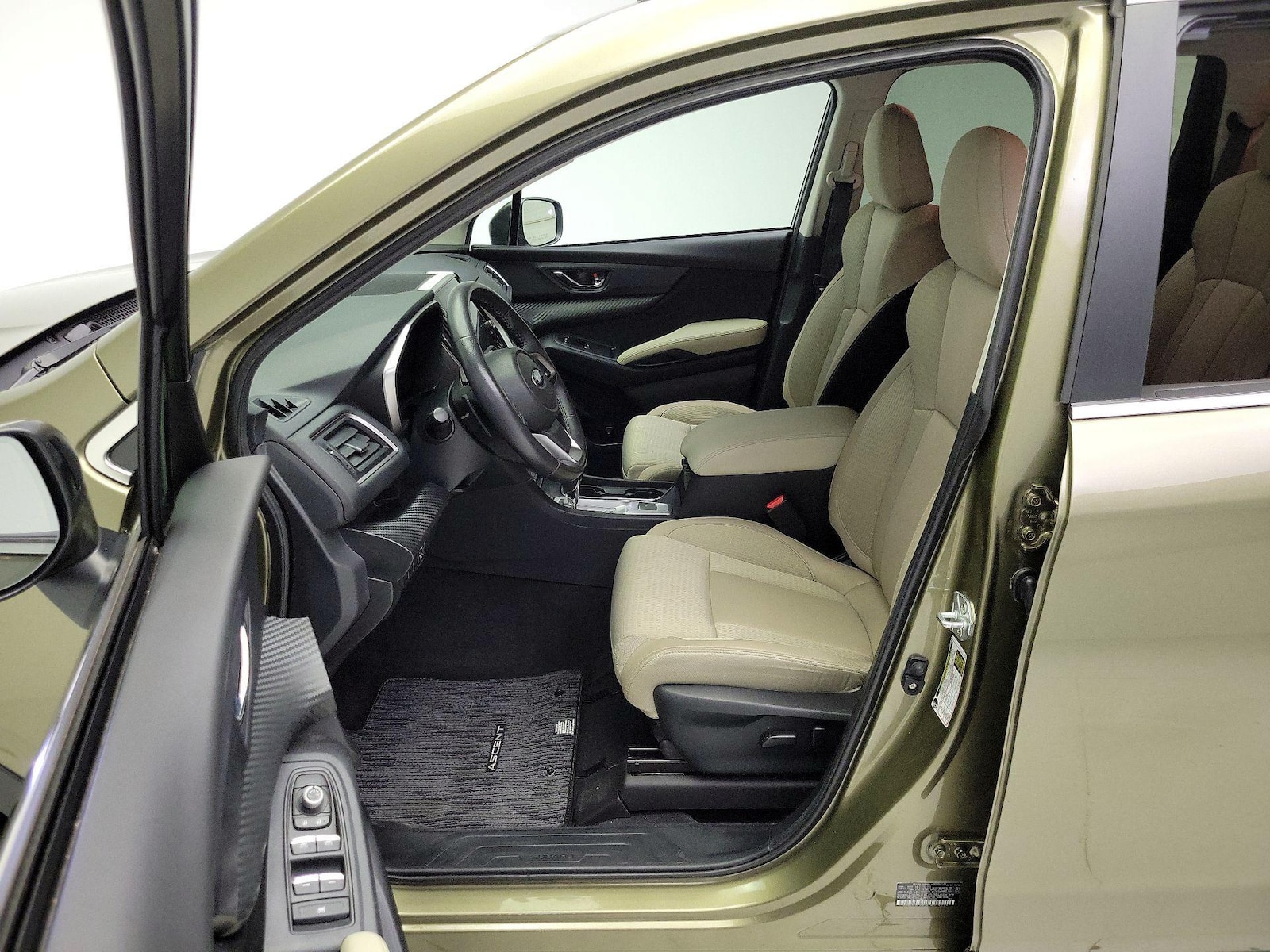 2023 Subaru Ascent Premium - Photo 12