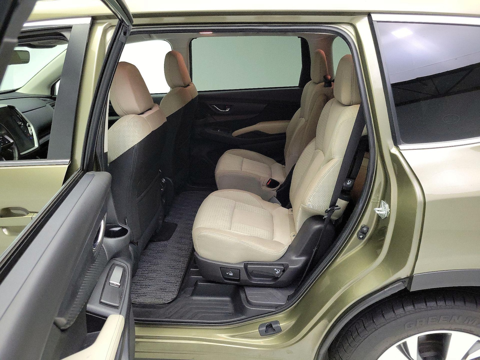 2023 Subaru Ascent Premium - Photo 20