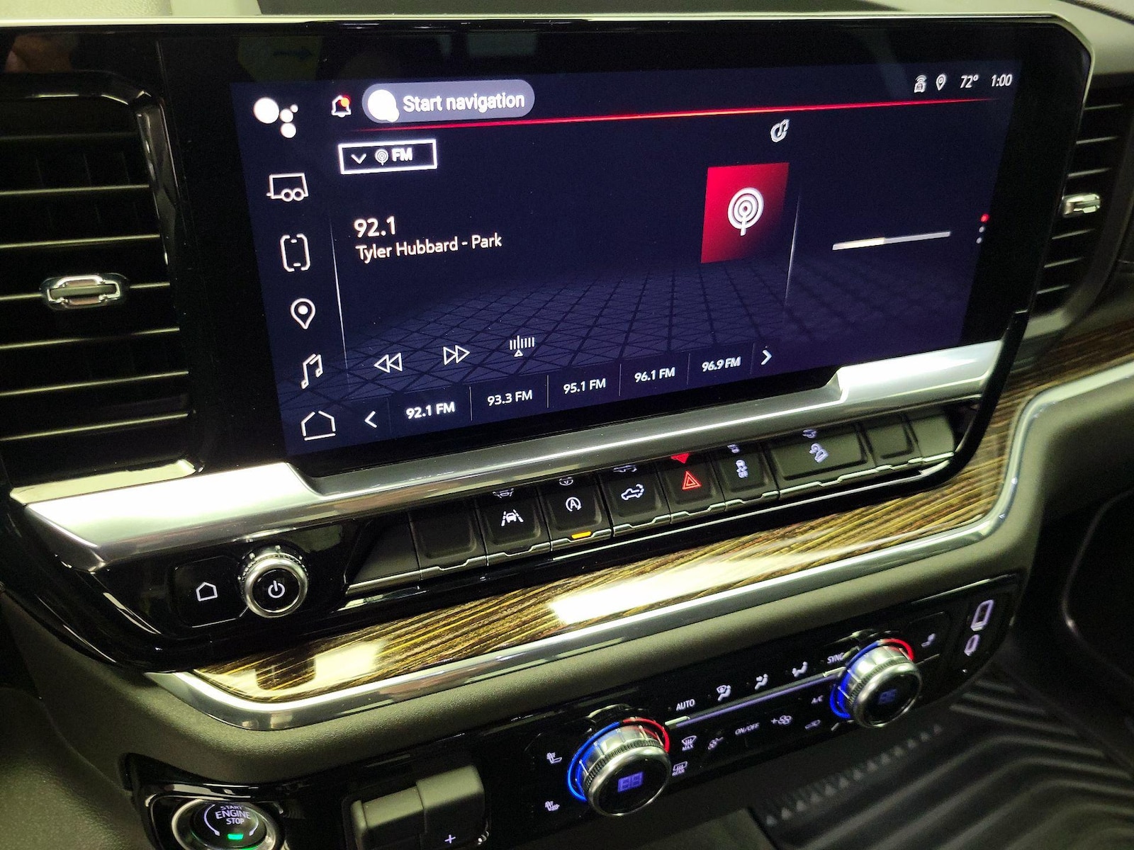 2023 GMC Sierra 1500 SLE - Photo 17