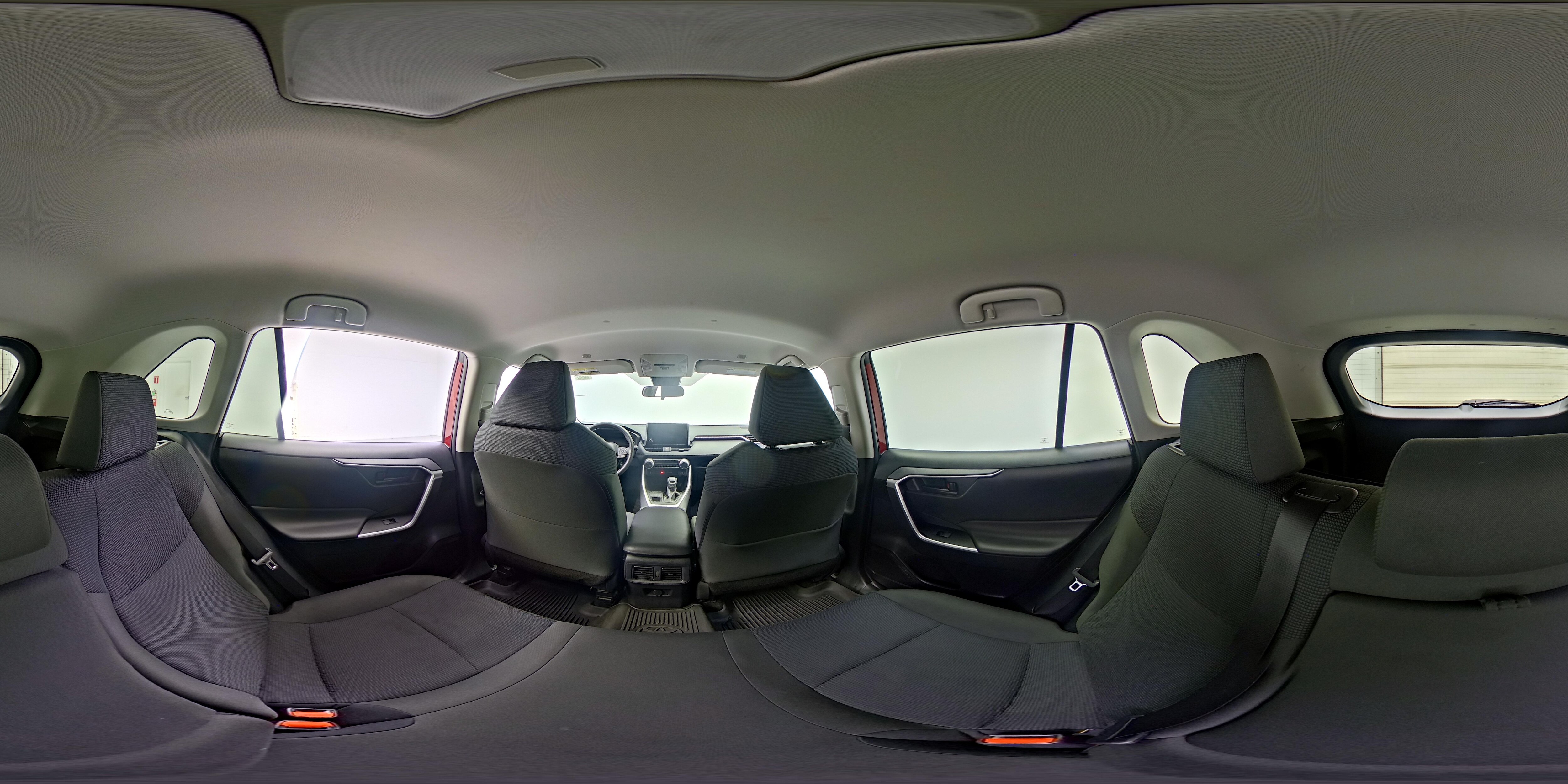 2025 Toyota RAV4 LE - Photo 25