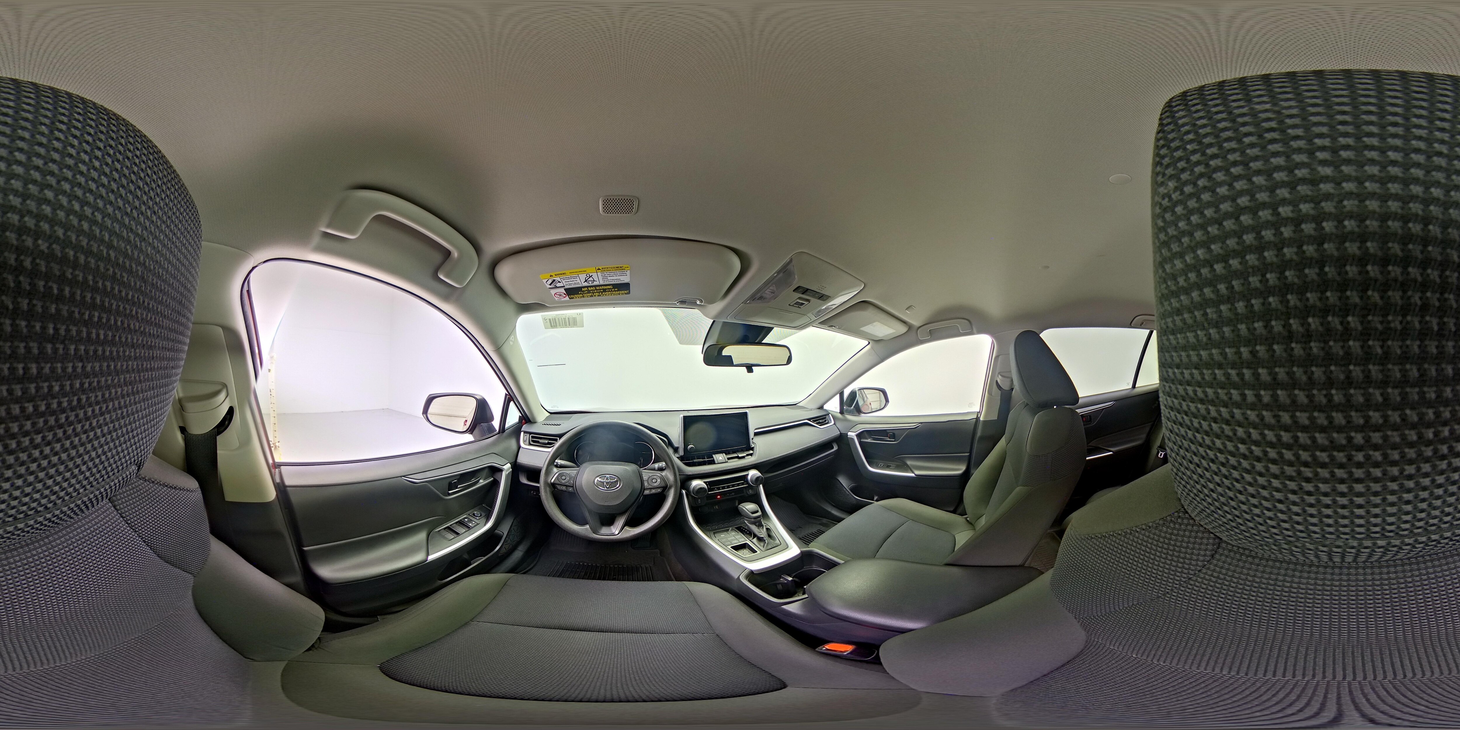 2025 Toyota RAV4 LE - Photo 26