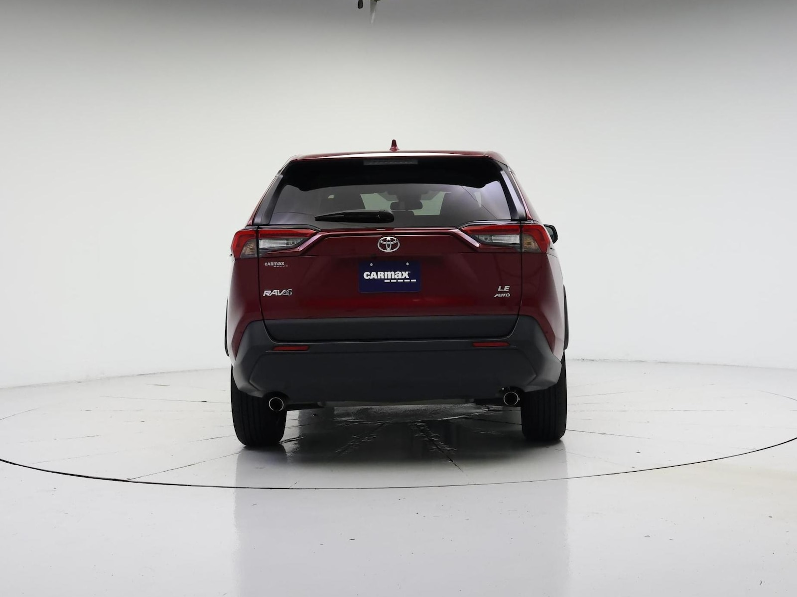 2025 Toyota RAV4 LE - Photo 7