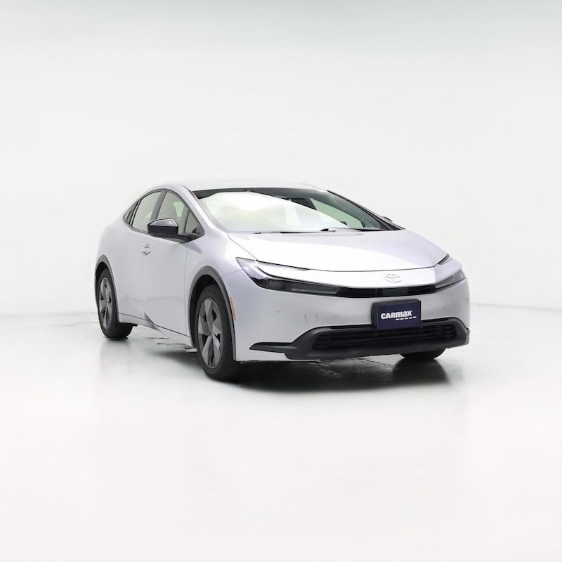 2025 Toyota Prius LE