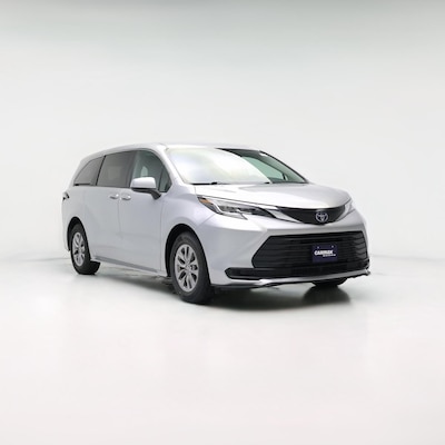 2025 Toyota Sienna LE