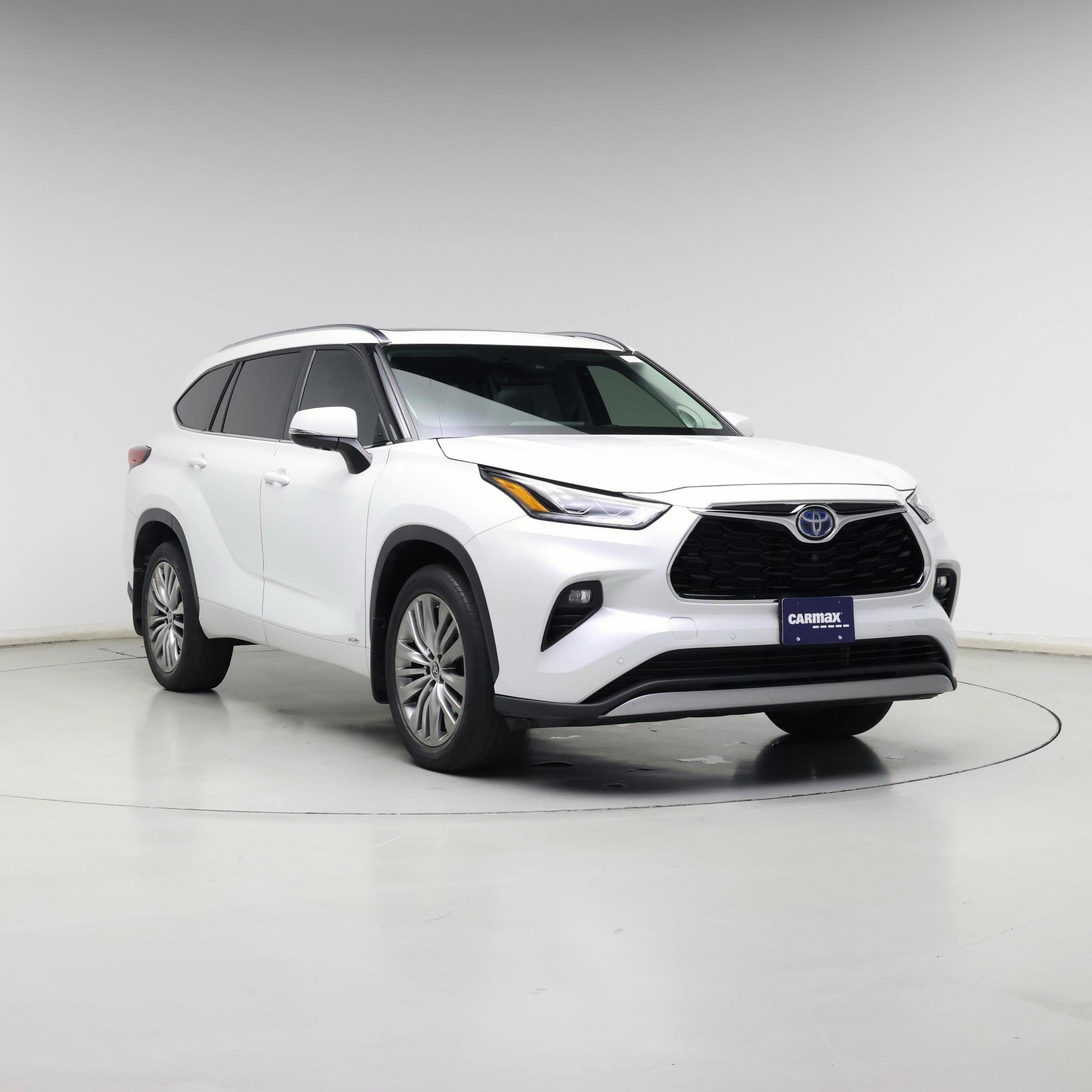 White 2022 Toyota Highlander Hybrid SUV / Crossover All-Wheel Drive Automatic