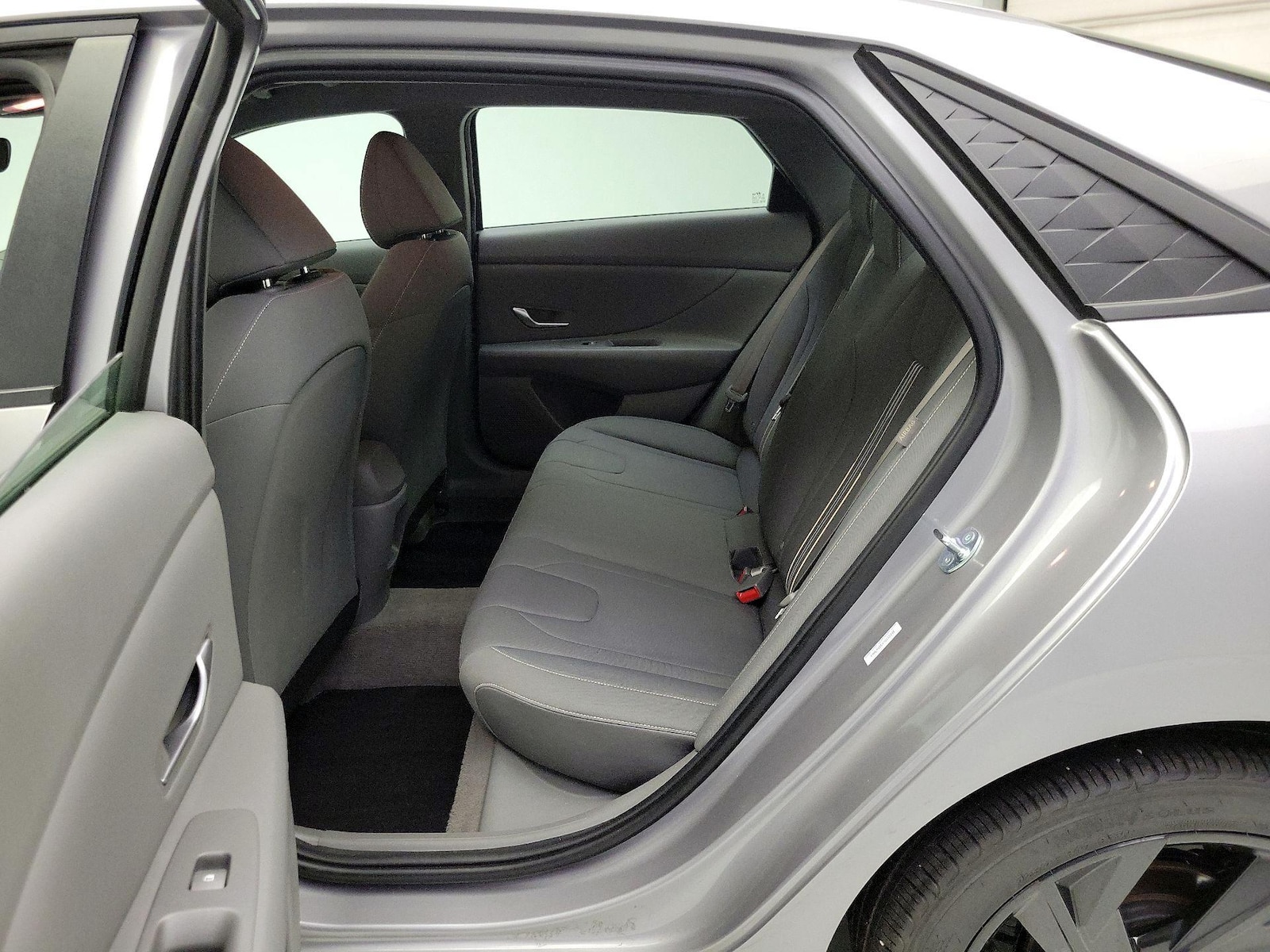 2026 Hyundai Elantra SEL Sport - Photo 20