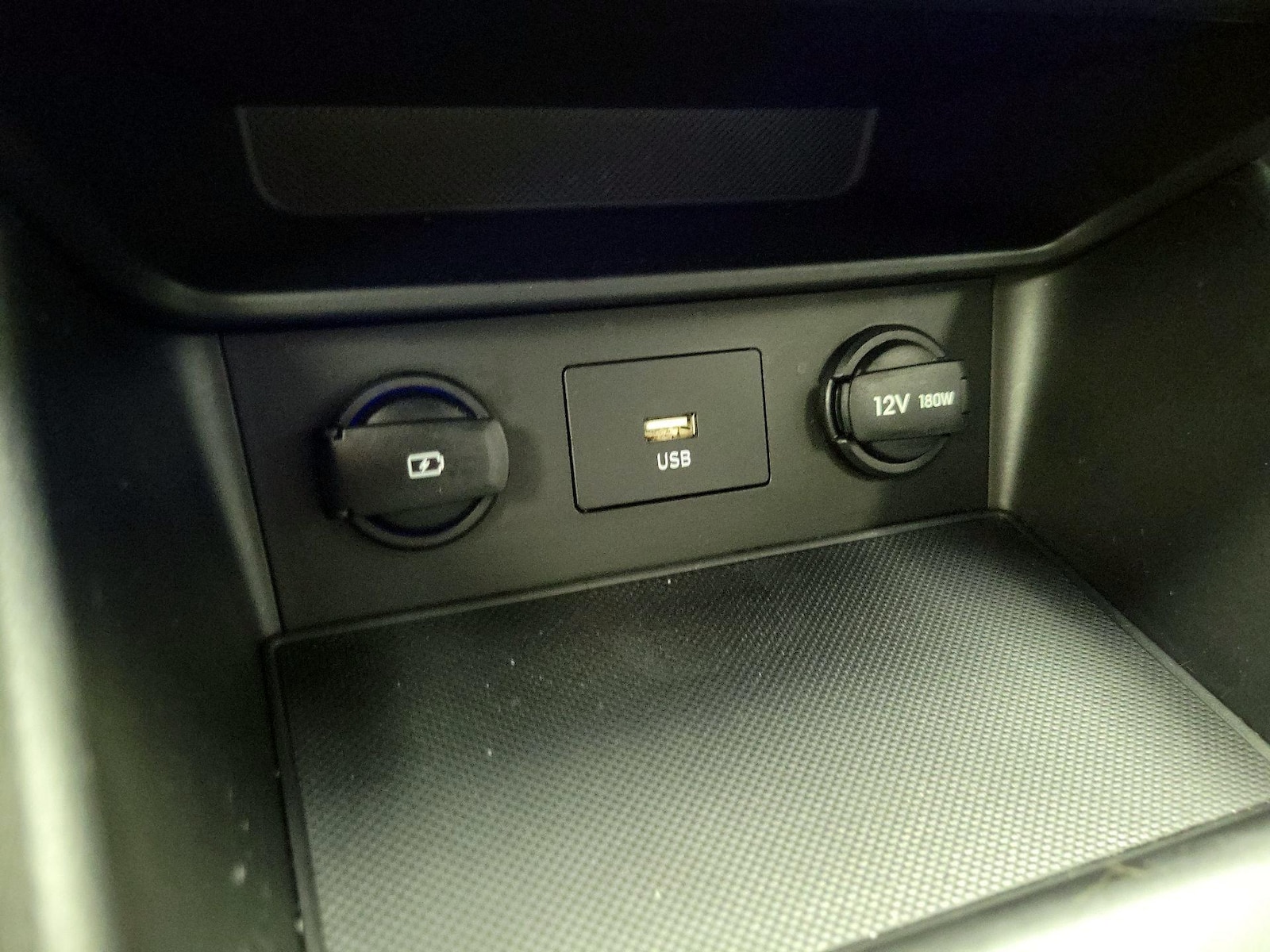 2023 Hyundai Kona SEL - Photo 19