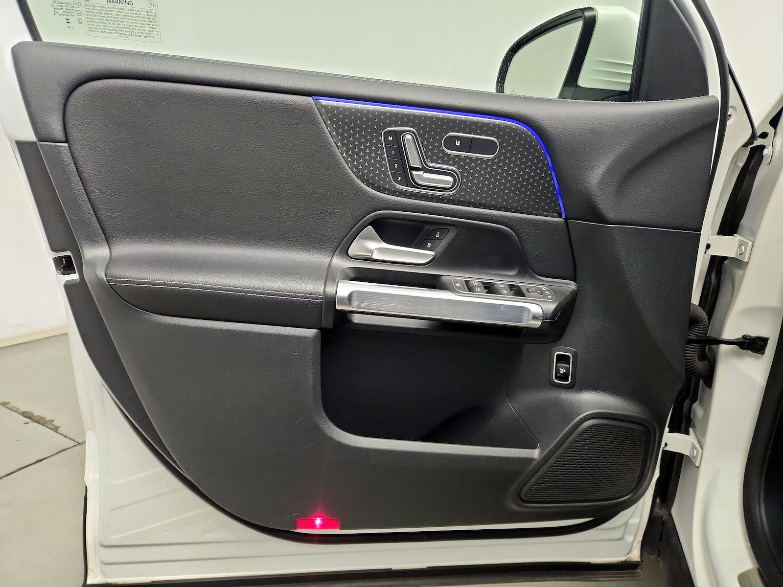 2025 Mercedes-Benz GLB Base - Photo 13