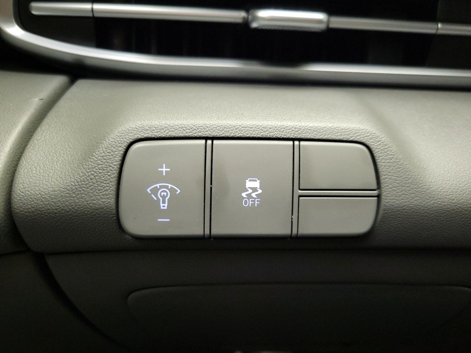 2026 Hyundai Elantra SEL Sport - Photo 14