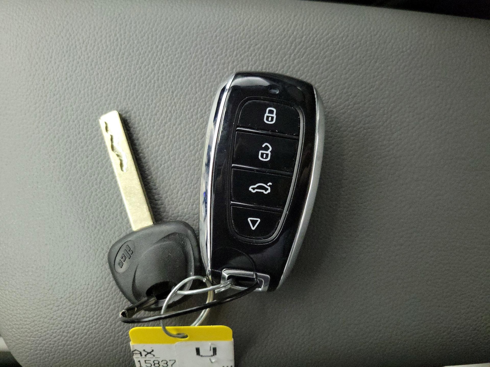 2026 Hyundai Elantra SEL Sport - Photo 23