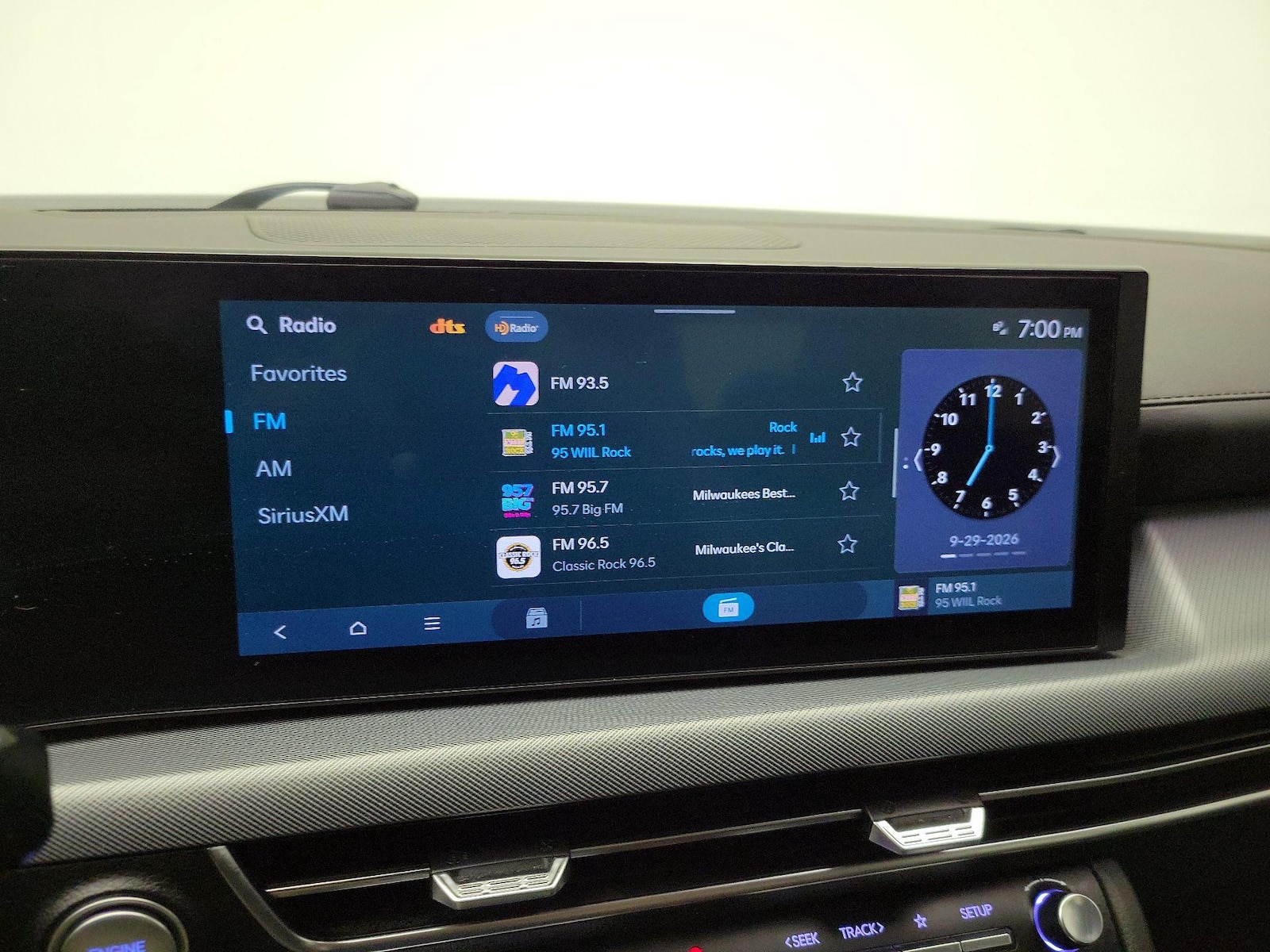 2025 Hyundai Sonata SE - Photo 16