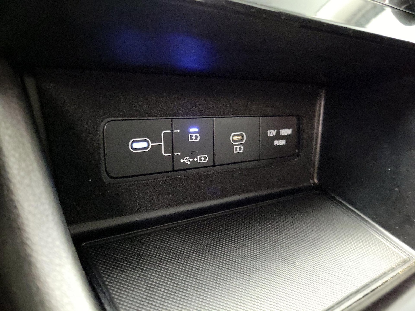 2025 Hyundai Sonata SE - Photo 19
