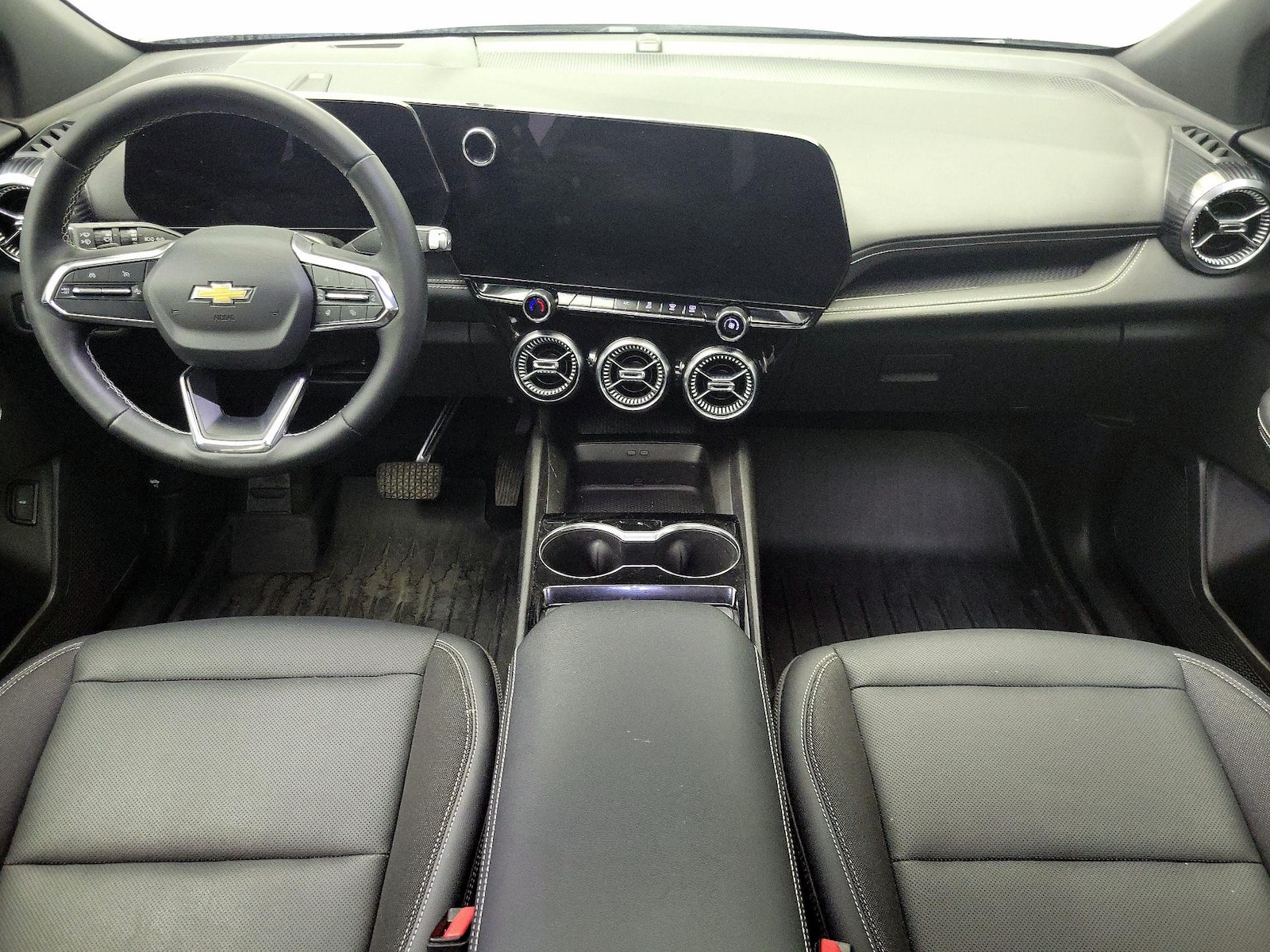 2024 Chevrolet Blazer EV LT - Photo 10