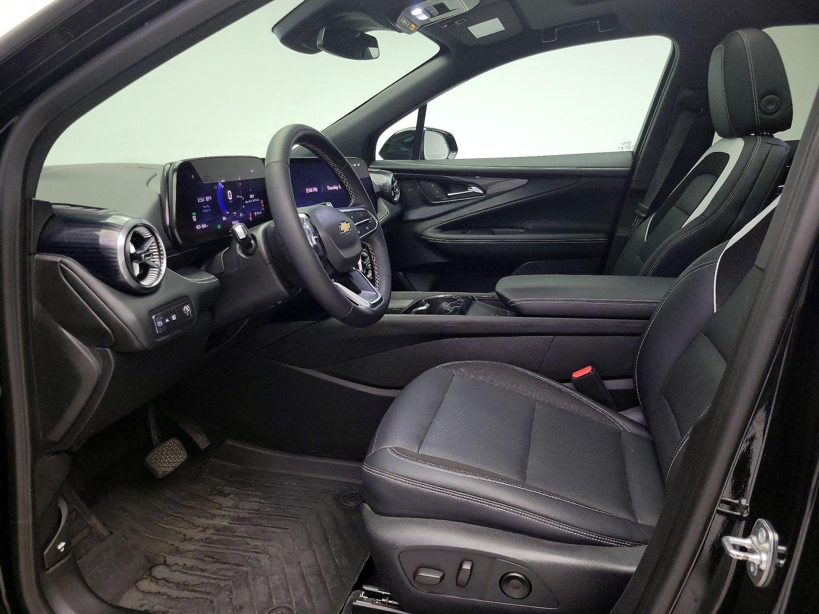 2024 Chevrolet Blazer EV LT - Photo 12