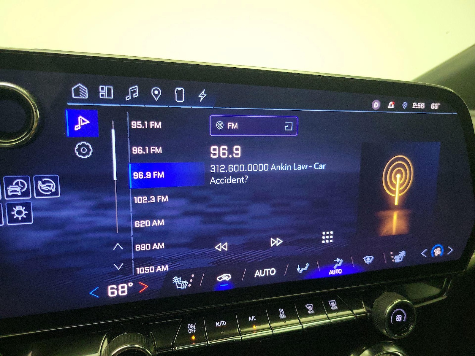 2024 Chevrolet Blazer EV LT - Photo 16