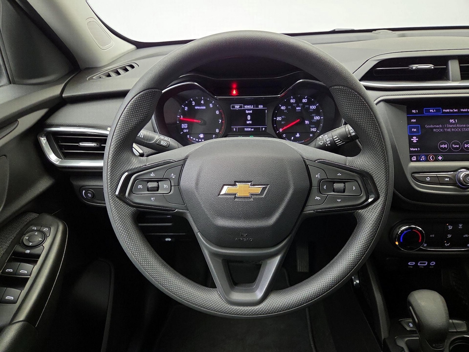 2023 Chevrolet TrailBlazer LT - Photo 11