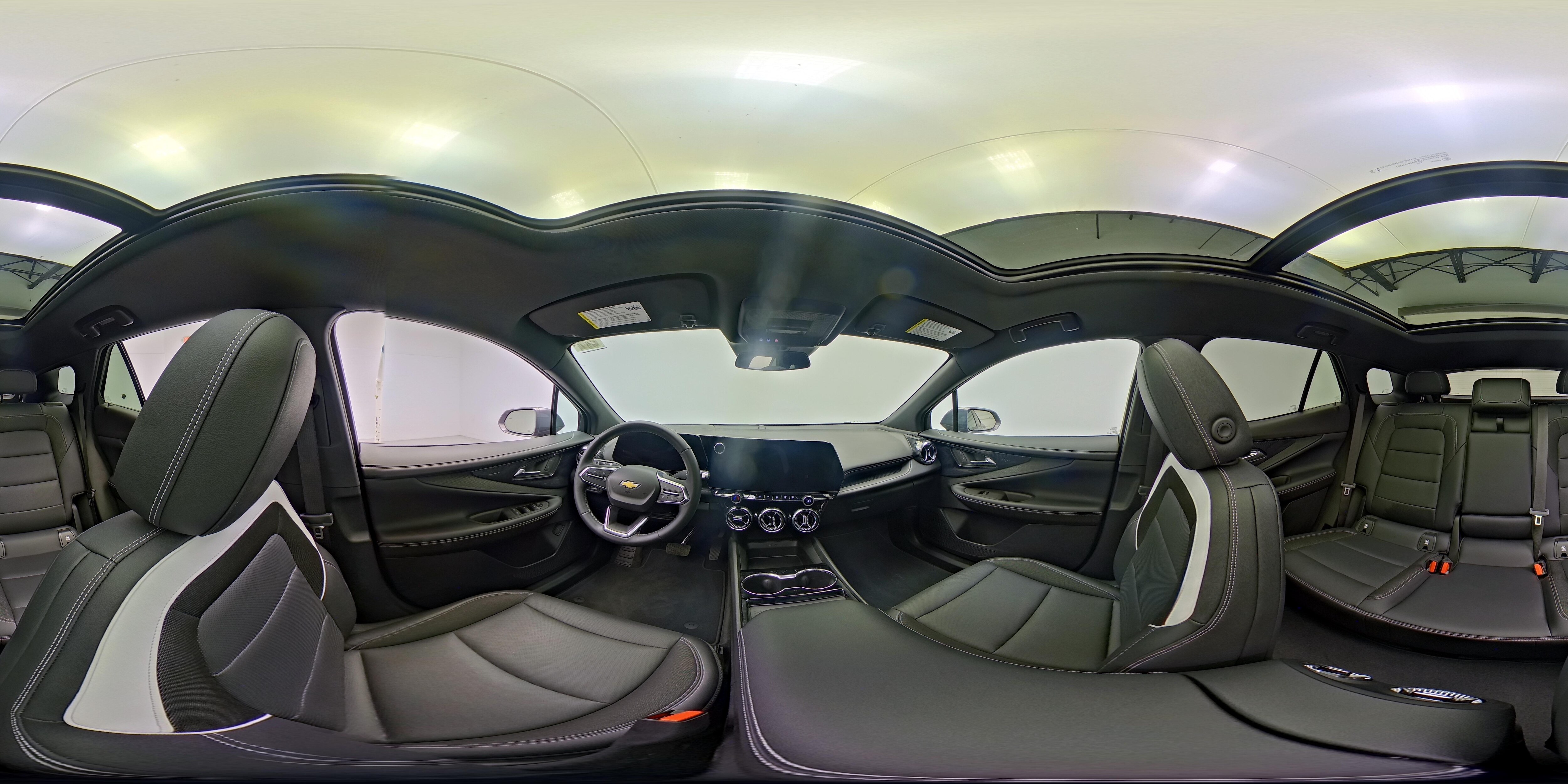 2024 Chevrolet Blazer EV LT - Photo 24