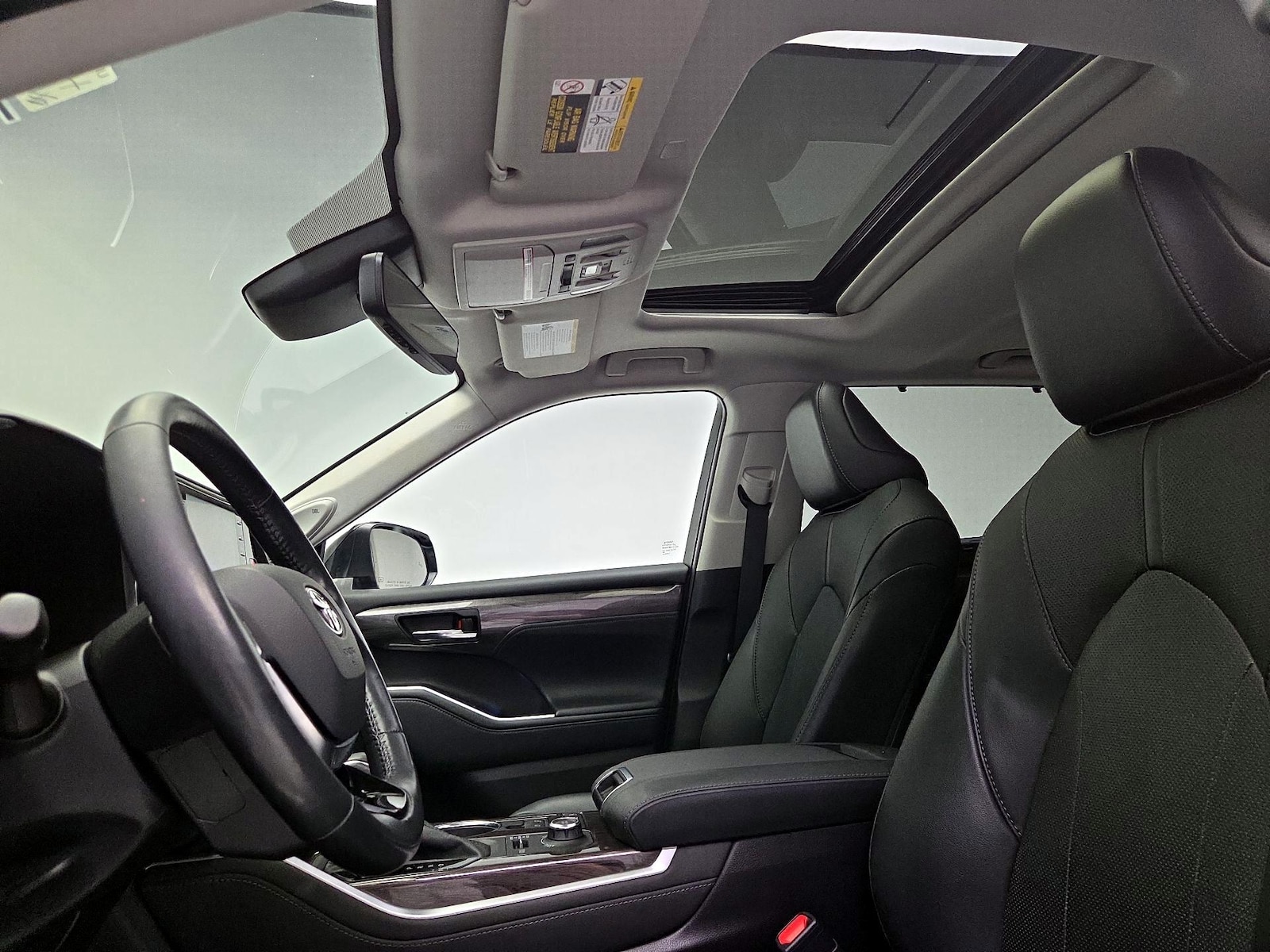 Sunroof(s) & Overhead Airbags