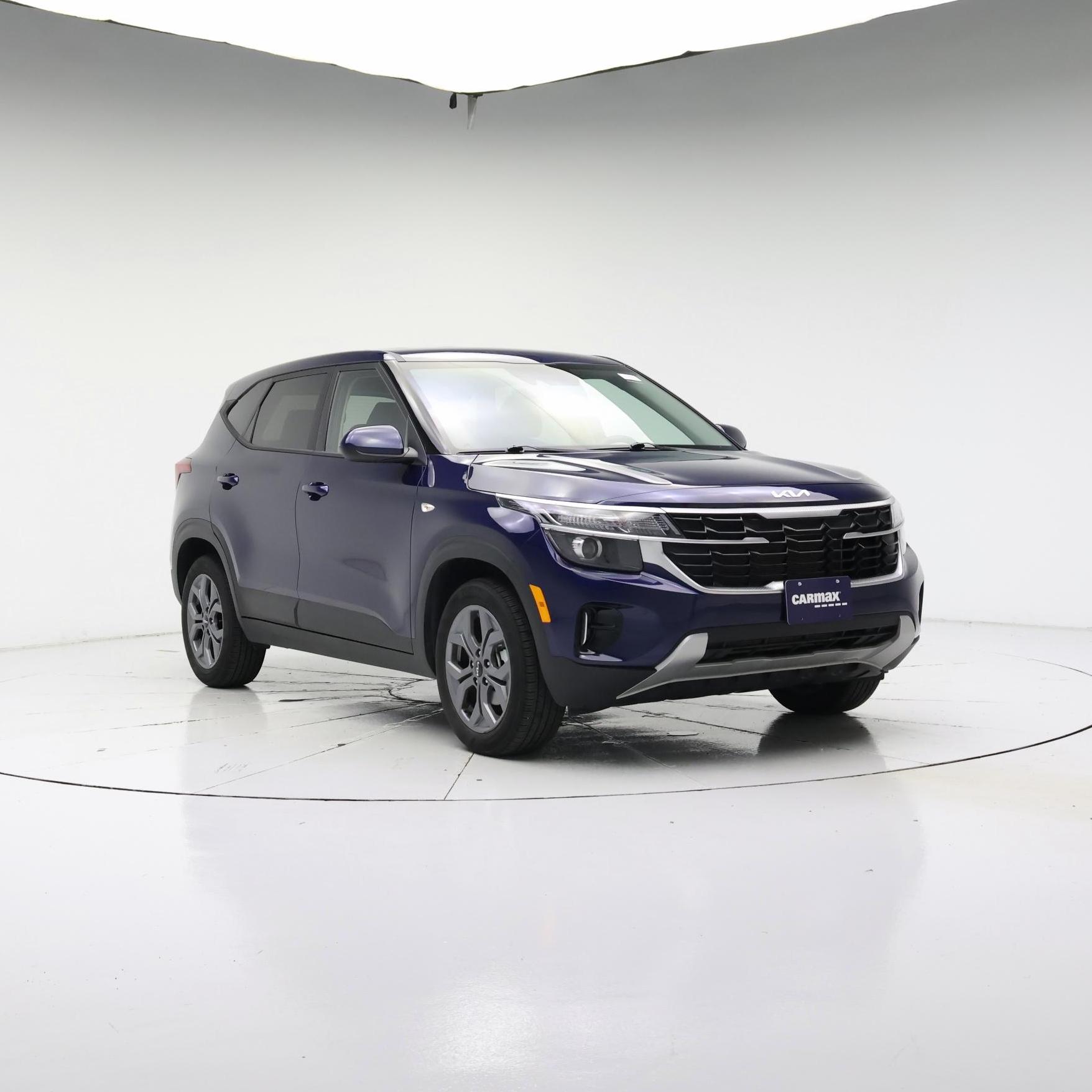 Blue 2026 Kia Seltos SUV / Crossover Front-Wheel Drive Automatic