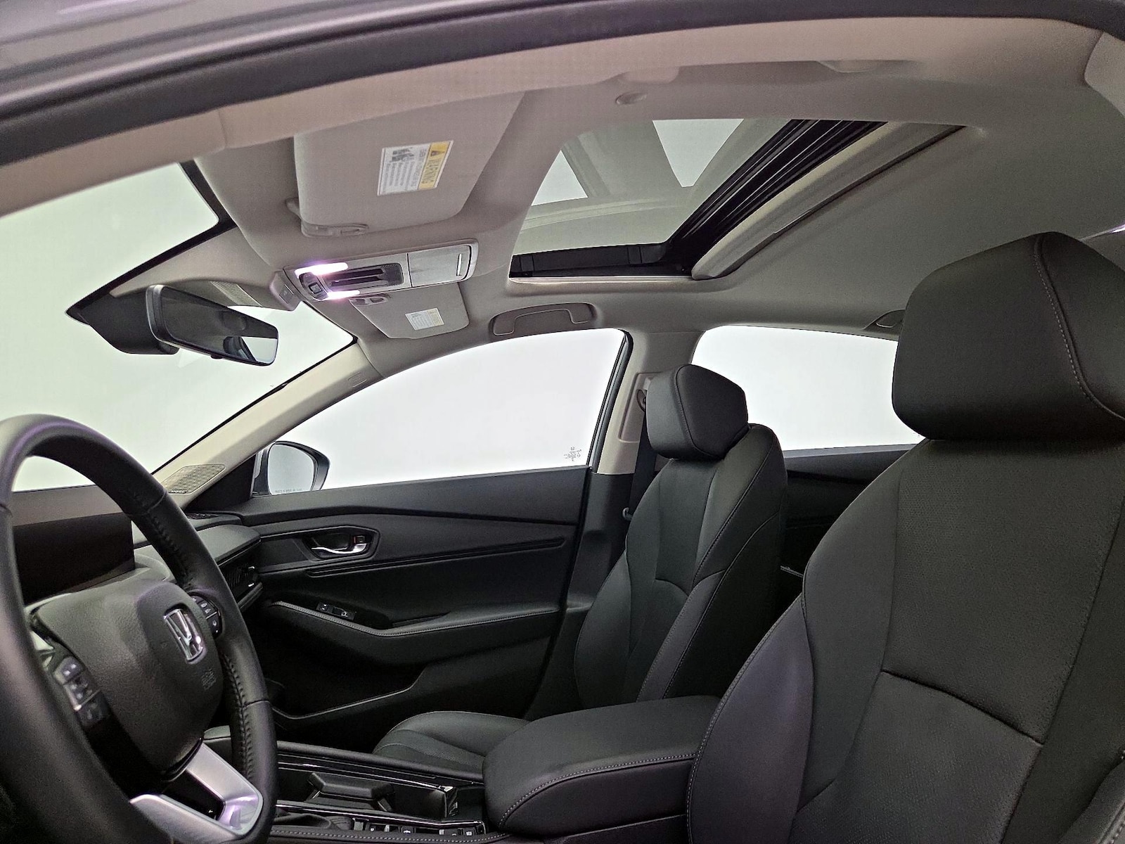 Sunroof(s) & Overhead Airbags