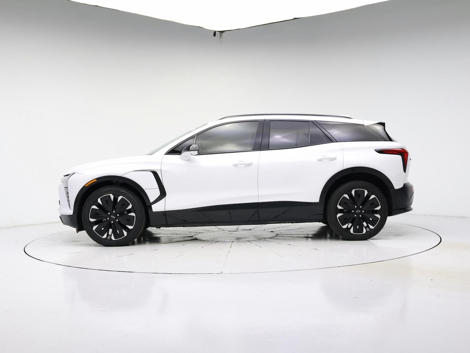2024 Chevrolet Blazer EV RS - Photo 4