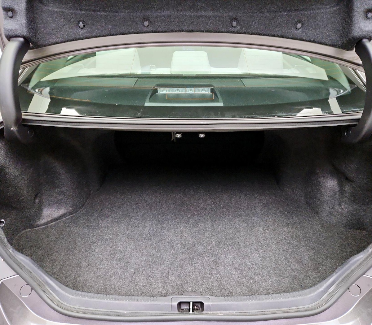 Trunk/Cargo (Seats Up)
