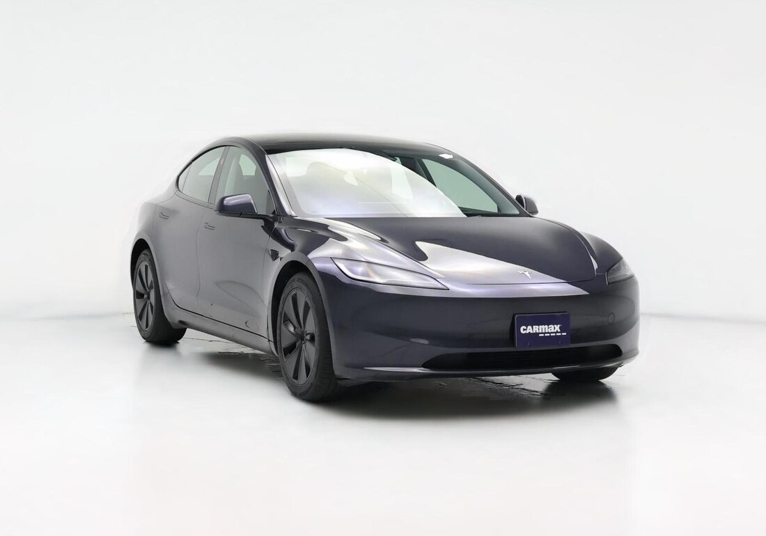 2024 Tesla Model 3 Rear-Wheel Drive in Gray — CarMax photo