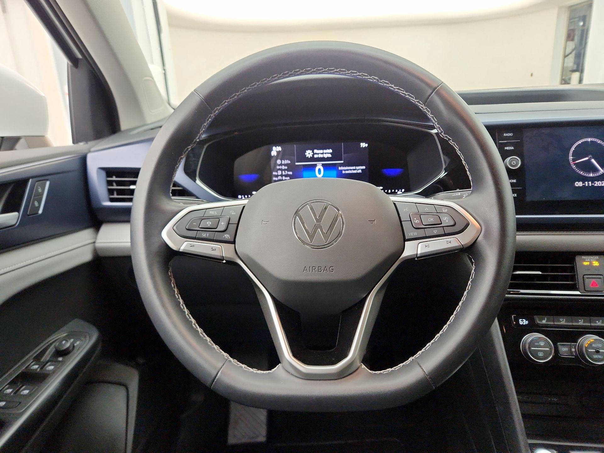Thumbnail: 2024 Volkswagen Taos - 10