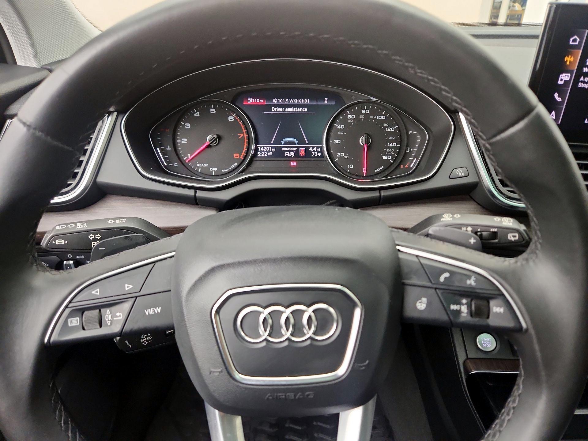 Thumbnail: 2023 Audi Q5 - 10
