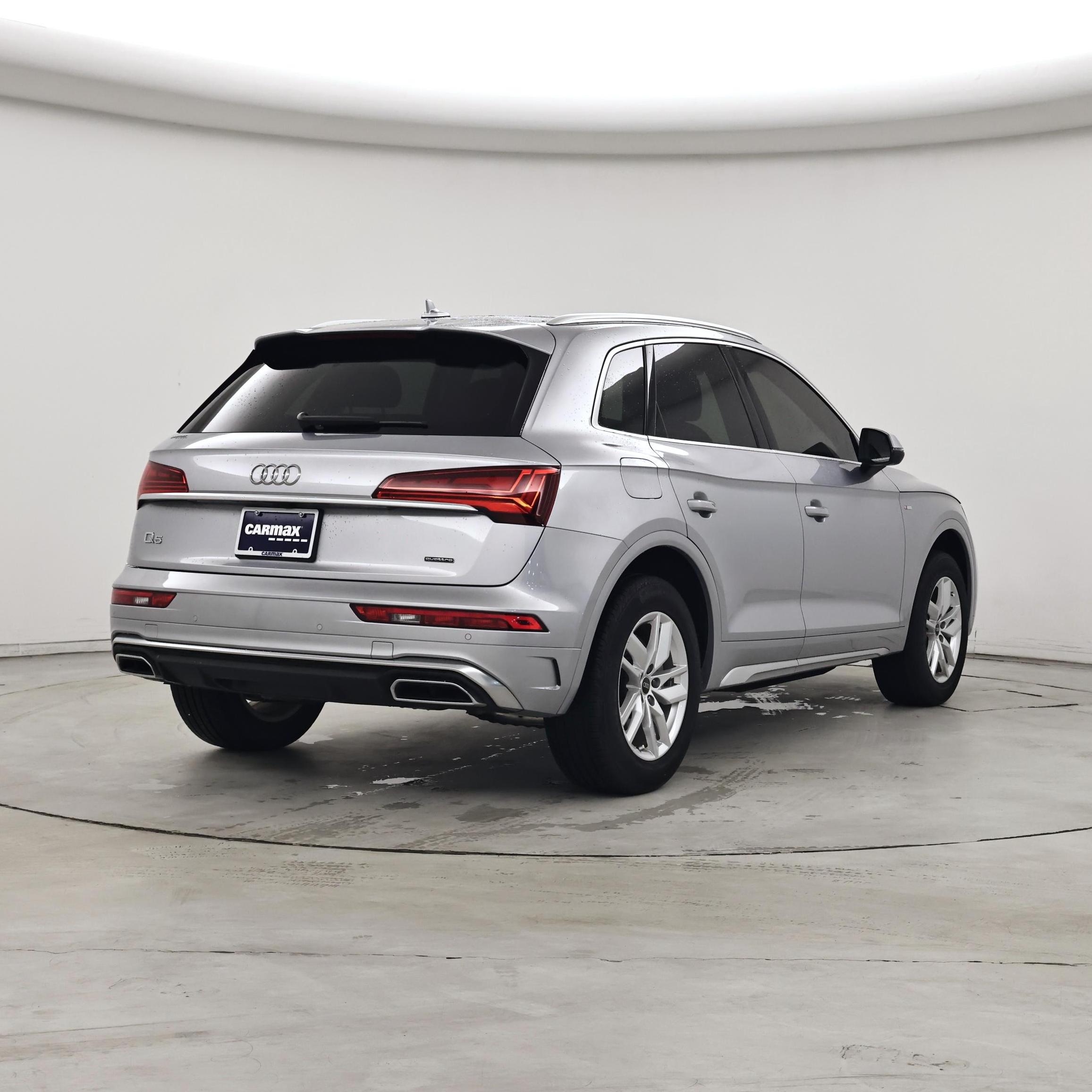 Thumbnail: 2023 Audi Q5 - 8