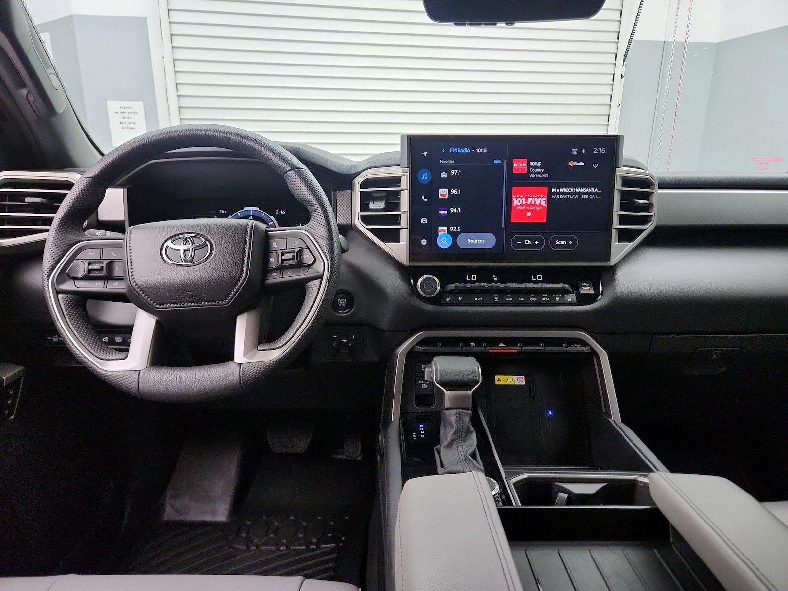 2026 Toyota Tundra Limited - Photo 10