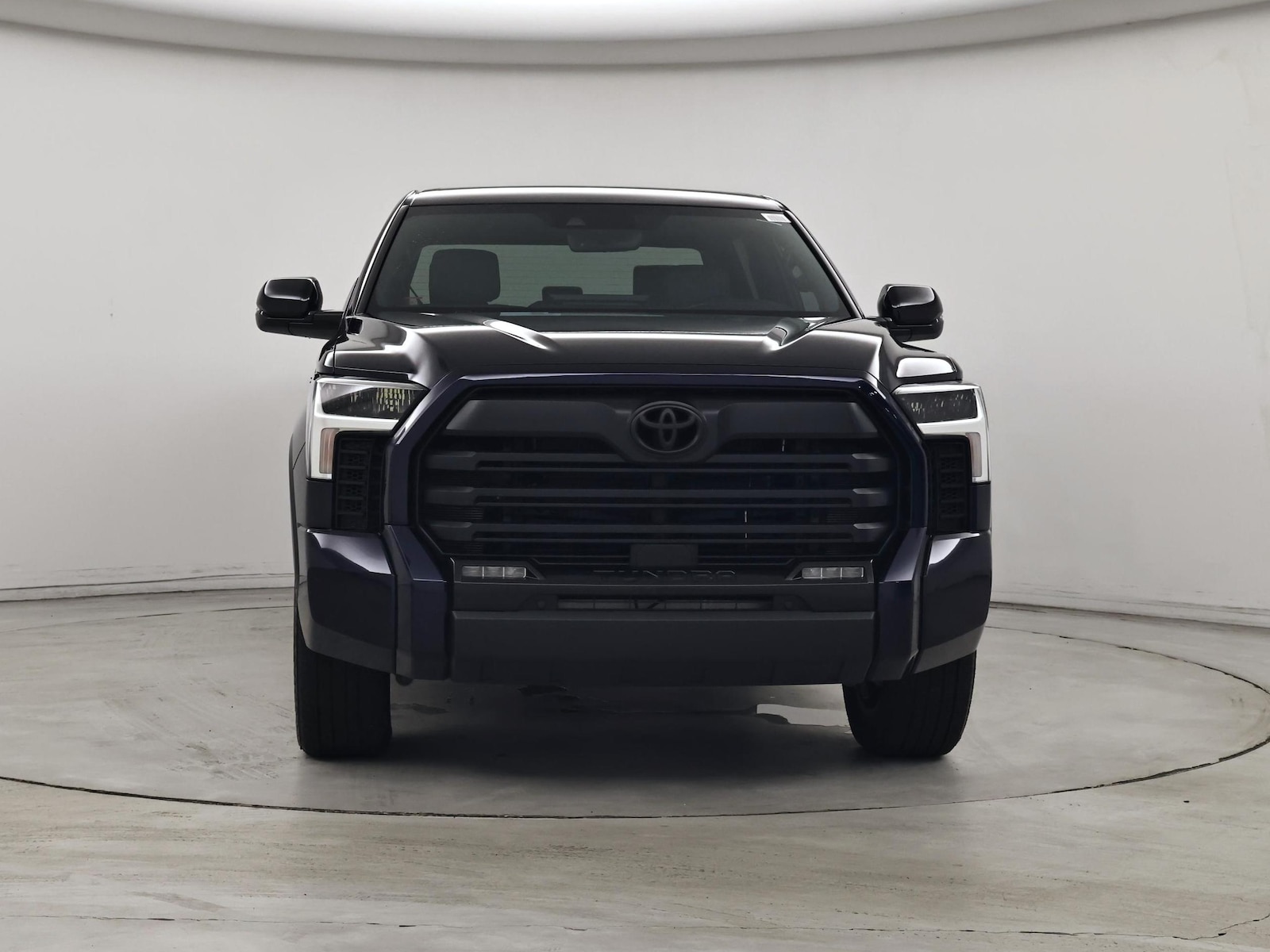 2026 Toyota Tundra Limited - Photo 6