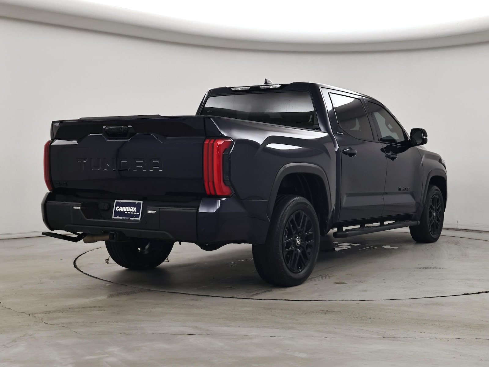 2026 Toyota Tundra Limited - Photo 9