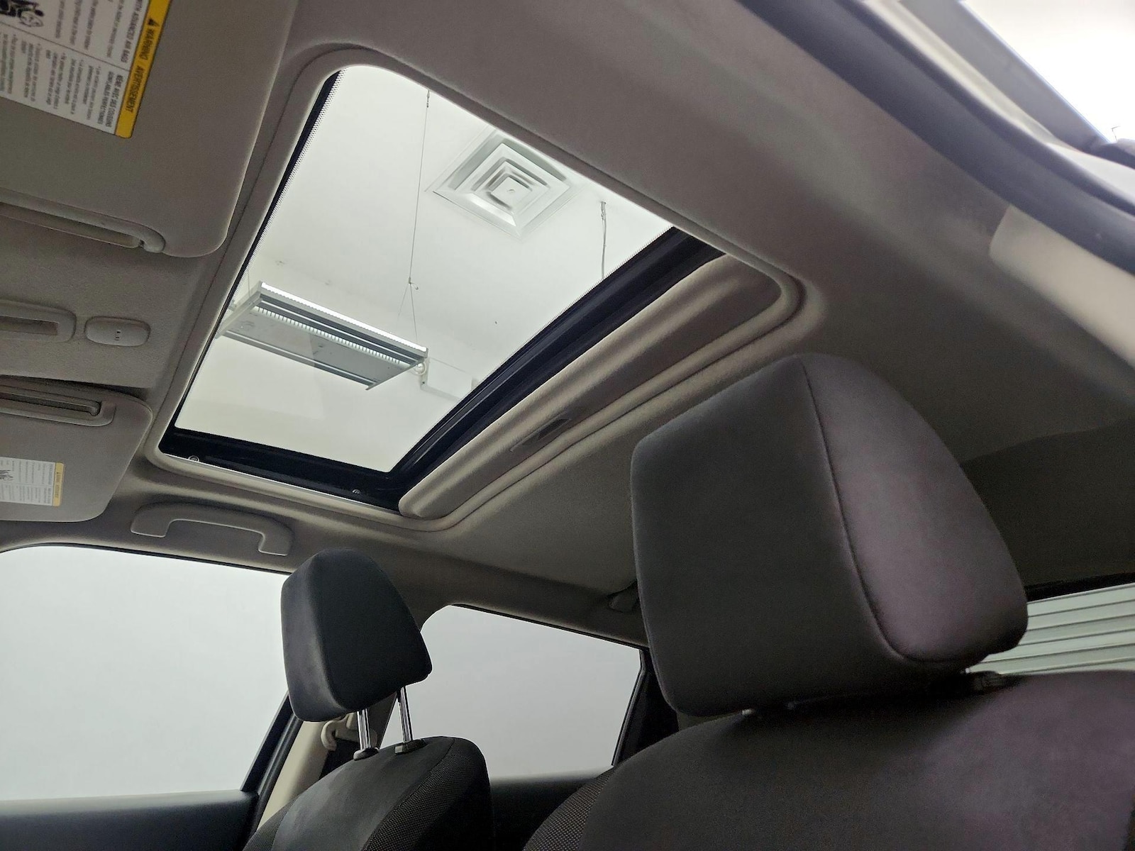 Sunroof(s) & Overhead Airbags