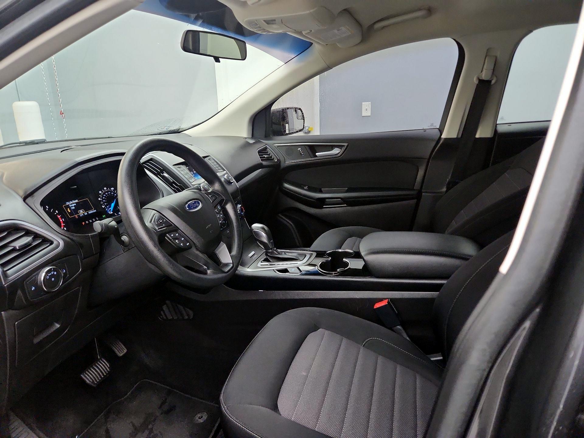 Thumbnail: 2017 Ford Edge - 11