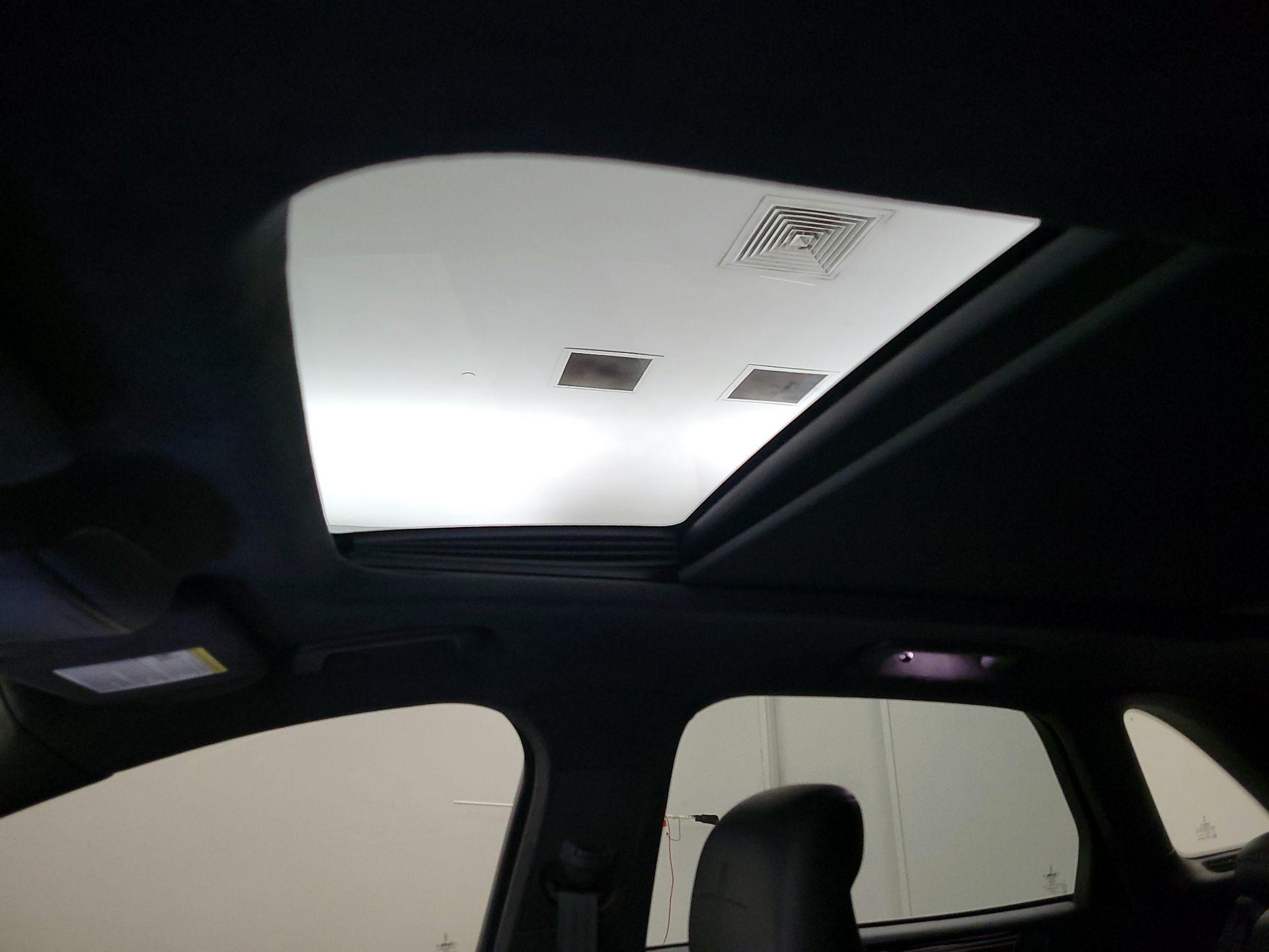 Thumbnail: 2017 Lincoln MKC - 20