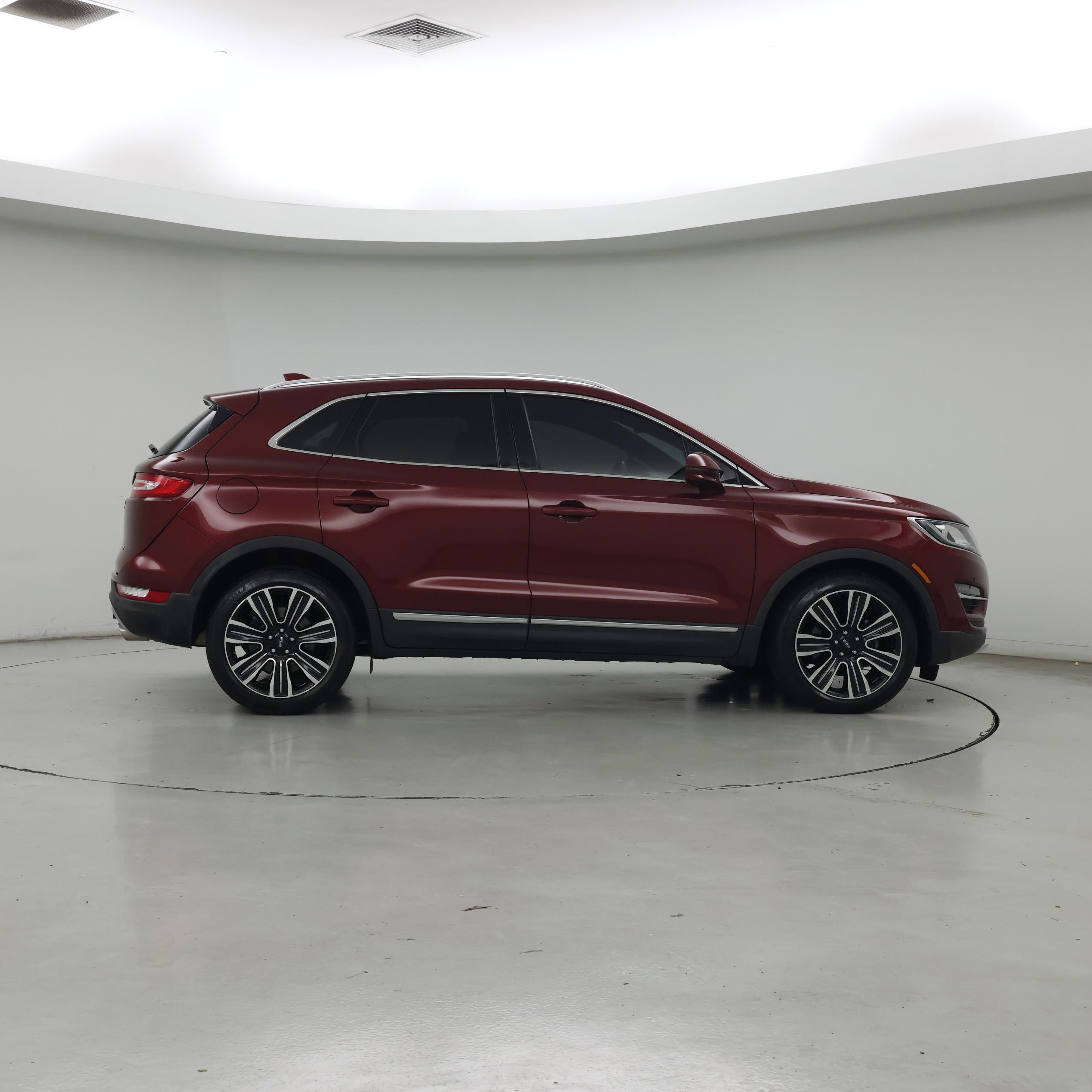 Thumbnail: 2017 Lincoln MKC - 7