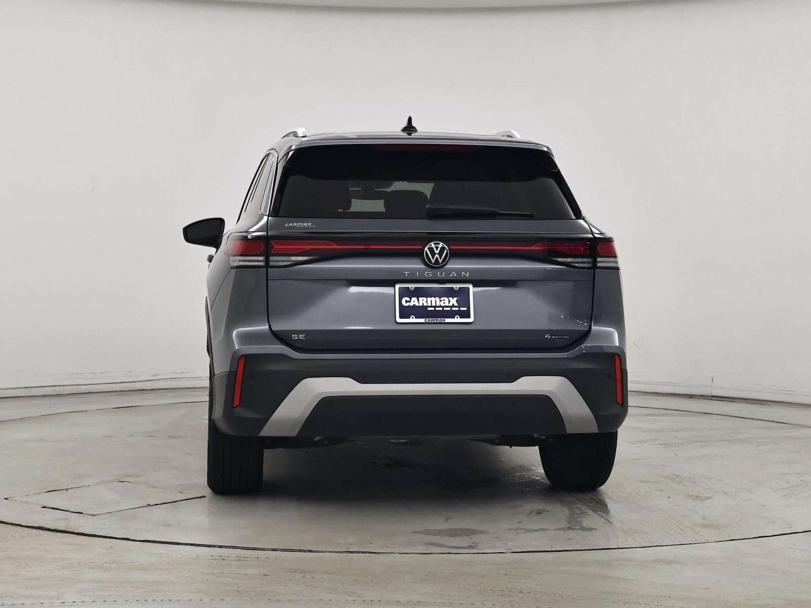 2025 Volkswagen Tiguan SE - Photo 7