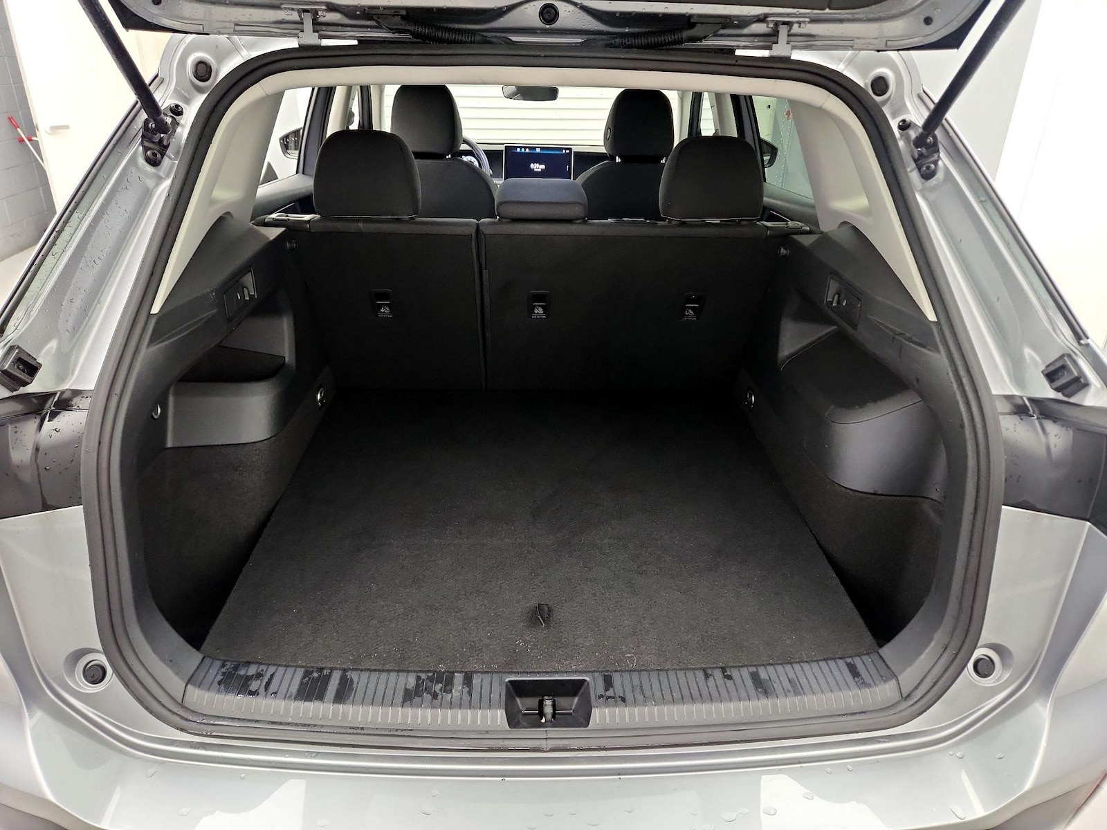 2025 Volkswagen Tiguan S - Photo 21