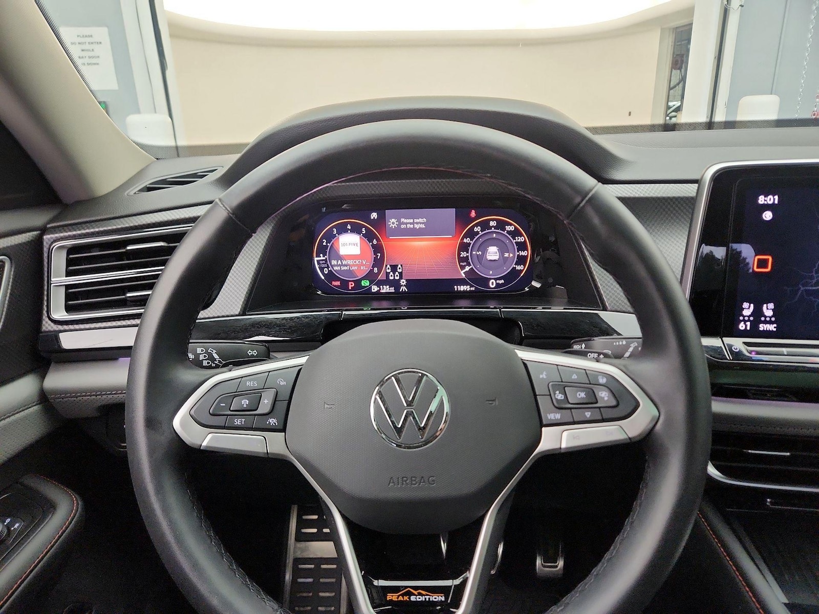 2025 Volkswagen Atlas Atlas Peak Edition - Photo 11