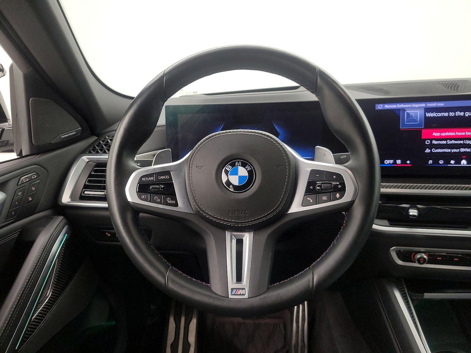 2025 BMW X6 M60i - Photo 11