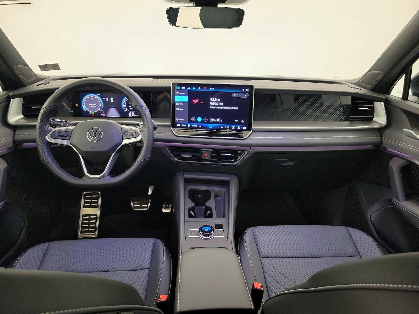 2025 Volkswagen Tiguan SE R-LINE BLACK - Photo 10