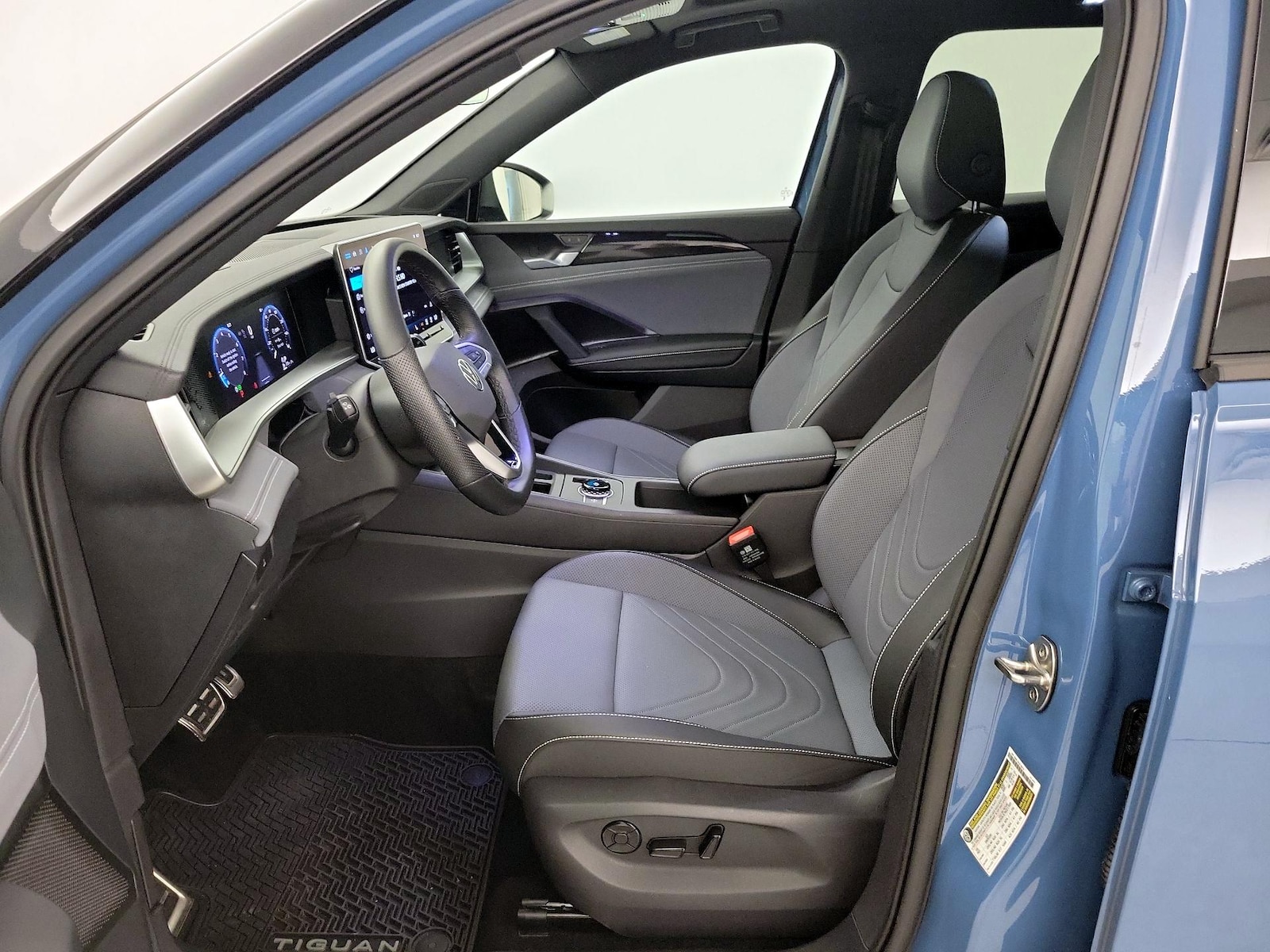 2025 Volkswagen Tiguan SE R-LINE BLACK - Photo 12