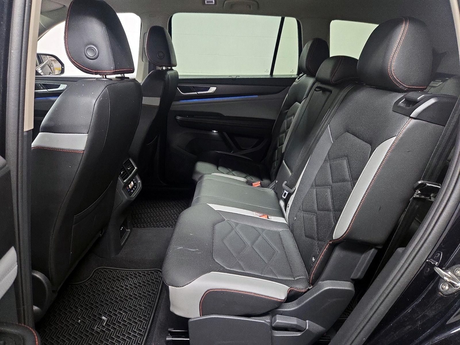 Rear Air Conditioning
