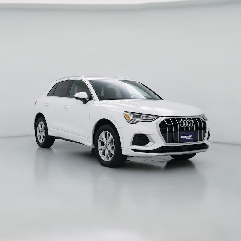 2023 Audi Q3 Premium