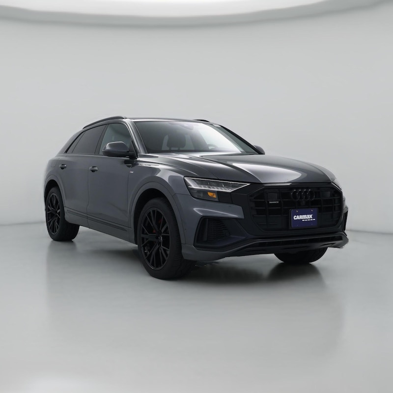 2023 Audi Q8 Premium Plus