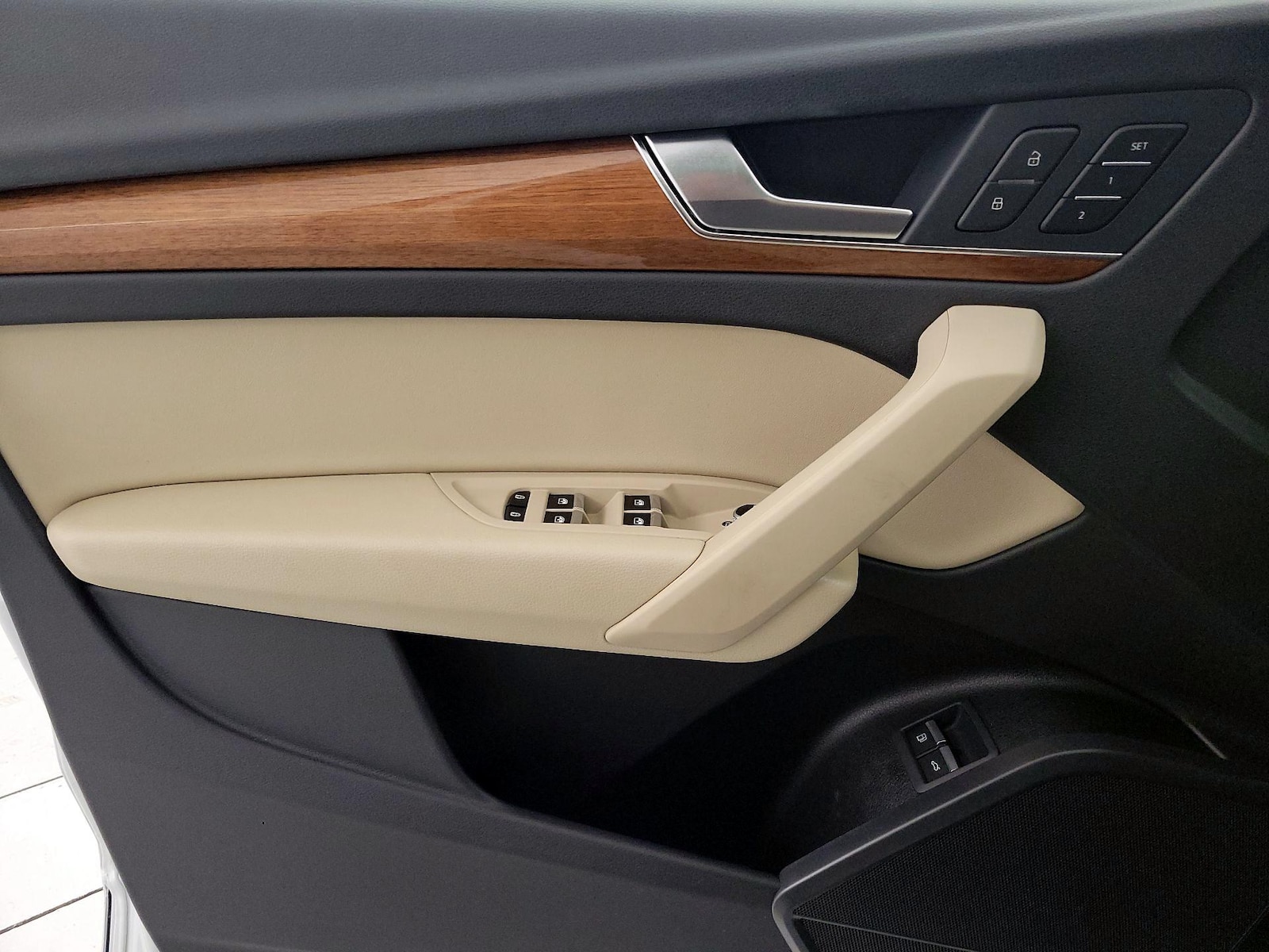 2024 Audi Q5 Premium - Photo 13