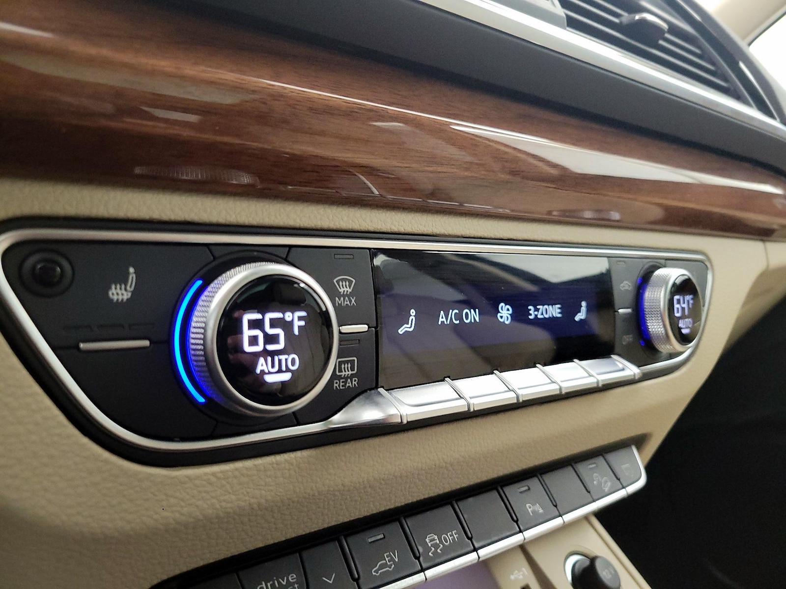 2024 Audi Q5 Premium - Photo 17