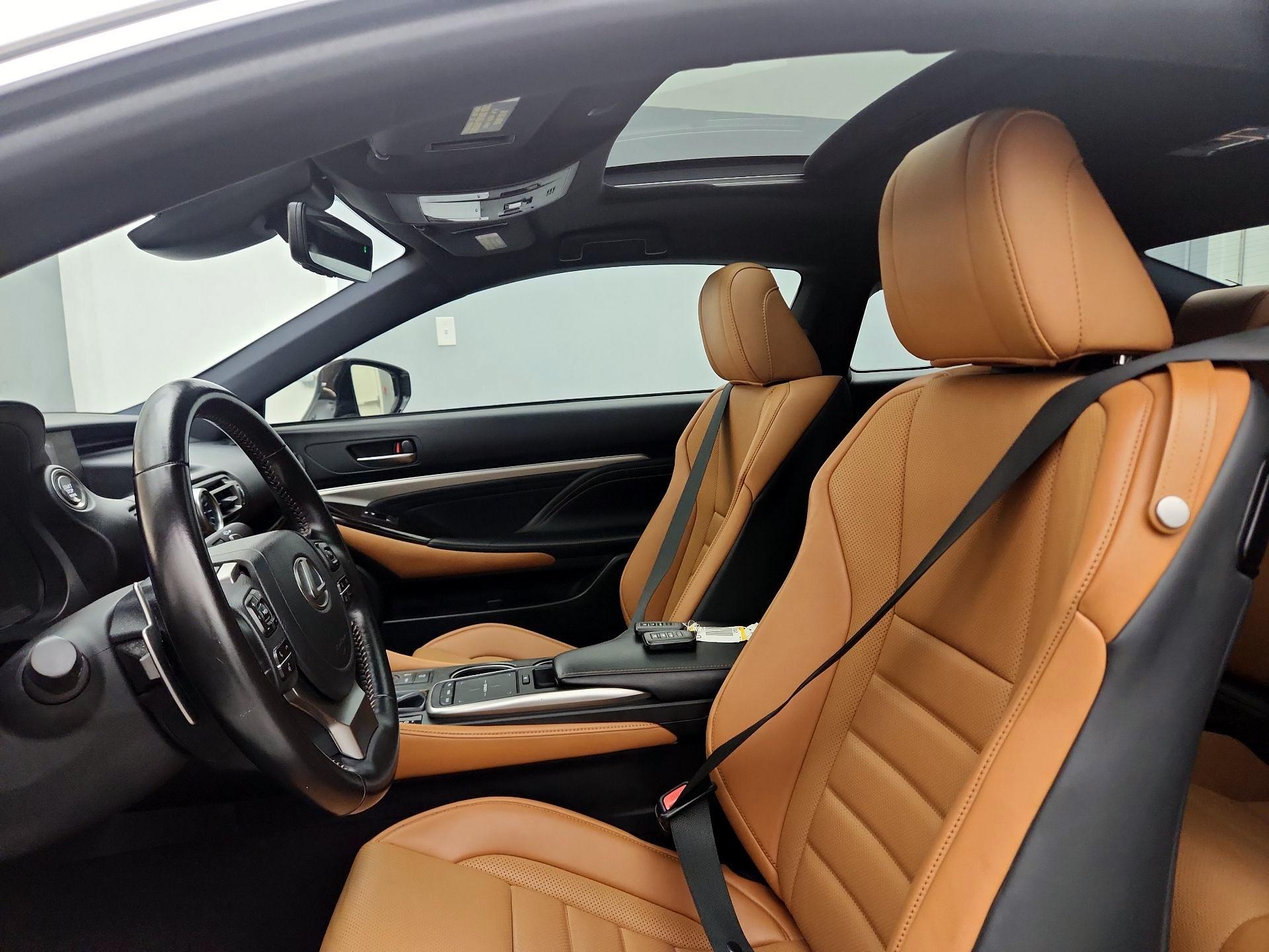 Thumbnail: 2021 Lexus RC - 18
