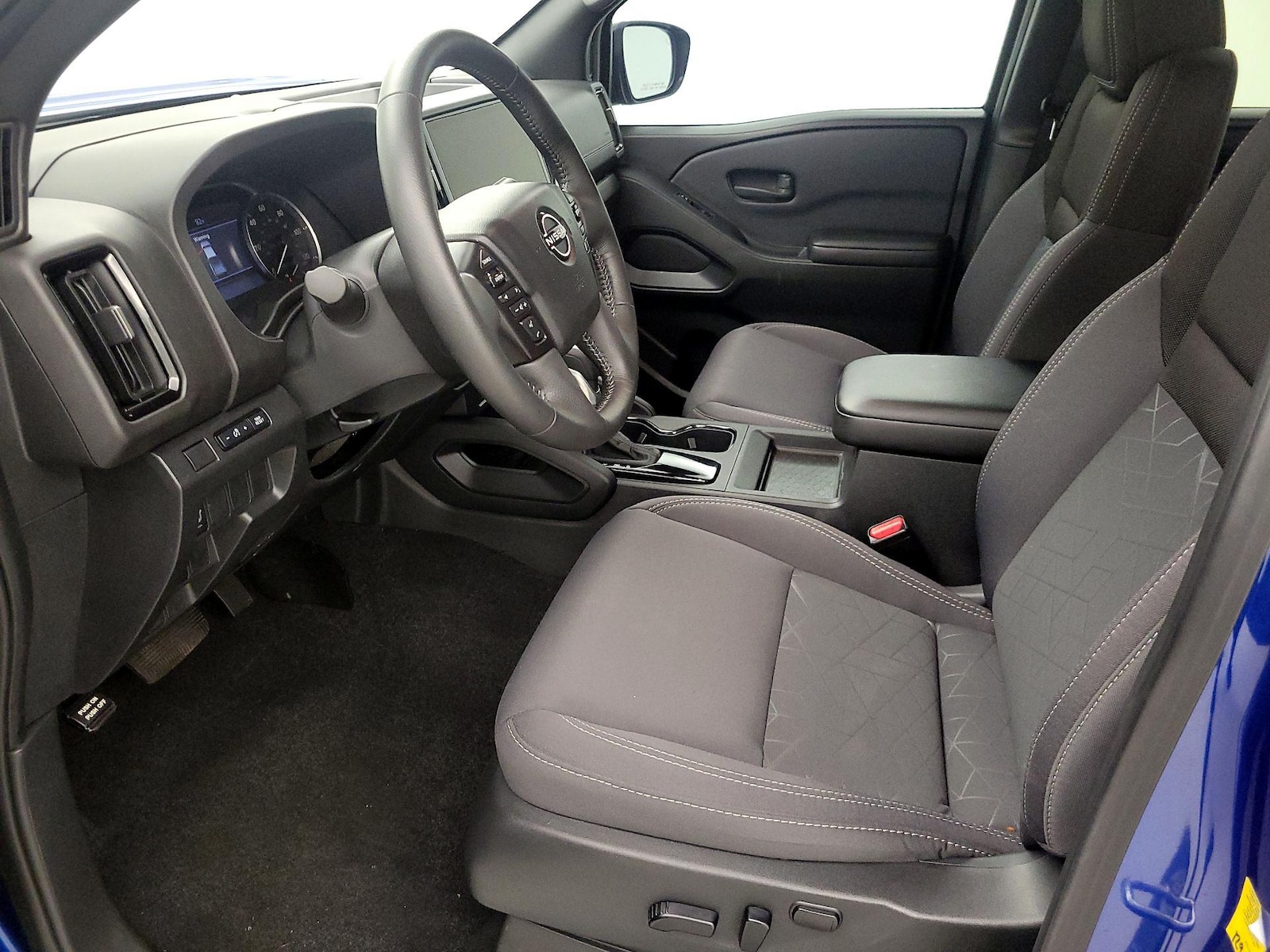 2026 Nissan Frontier SV - Photo 12